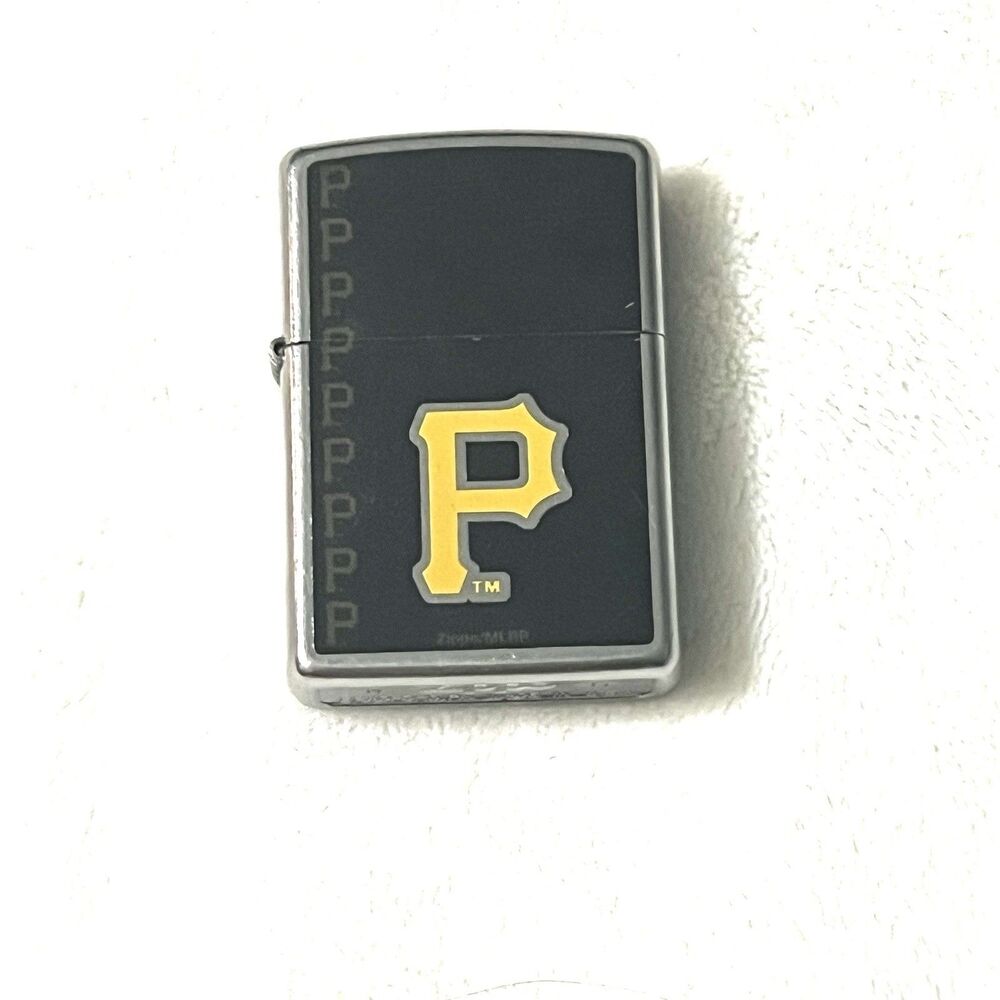 Pittsburgh Pirates 14 Zippo 17 Collectors